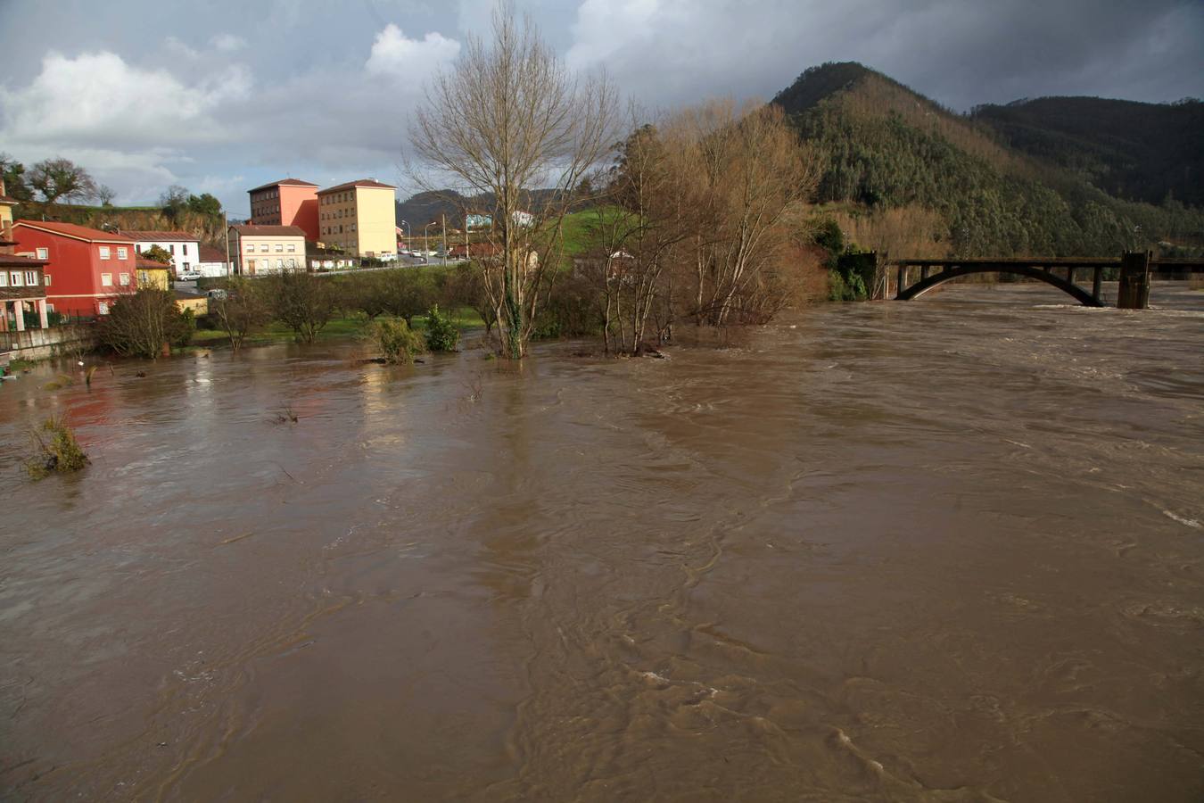 Las consecuencias del temporal en Avilés y Bajo Nalón