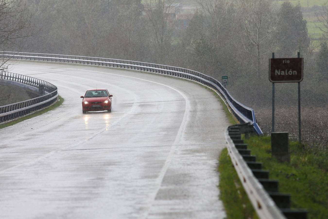 La amenazante desembocadura del río Nalón