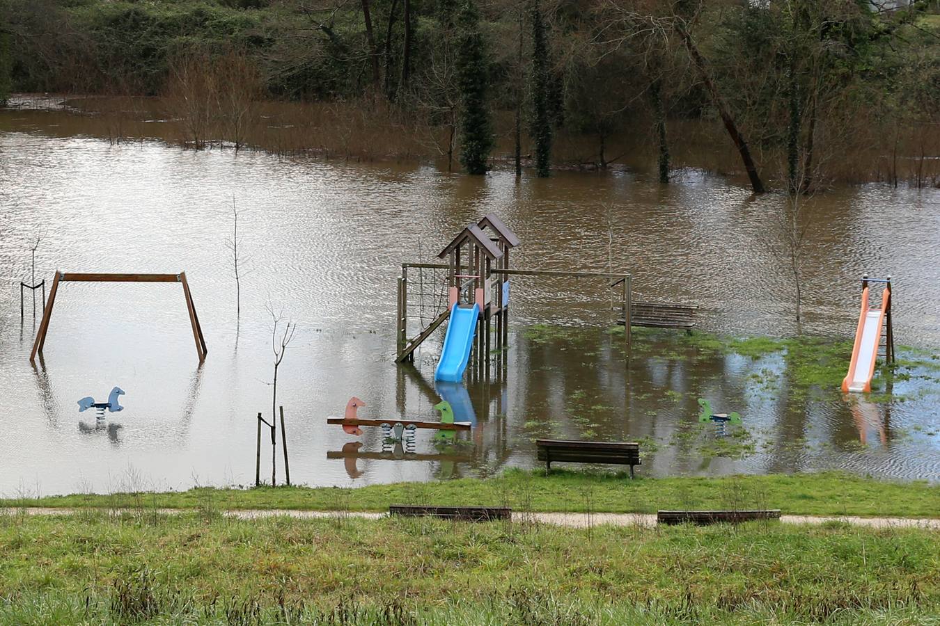 La amenazante desembocadura del río Nalón