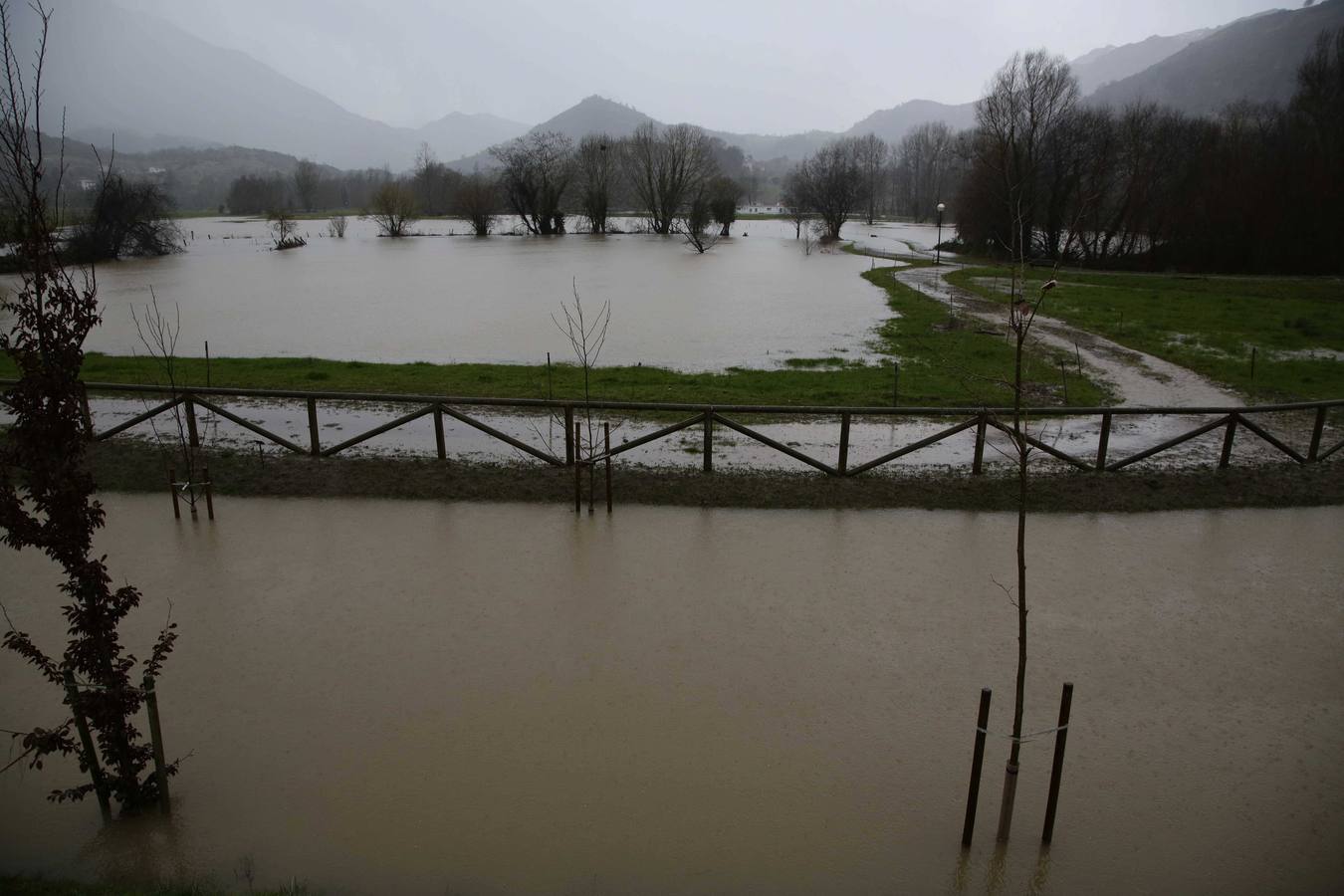 El temporal se ceba con el Oriente