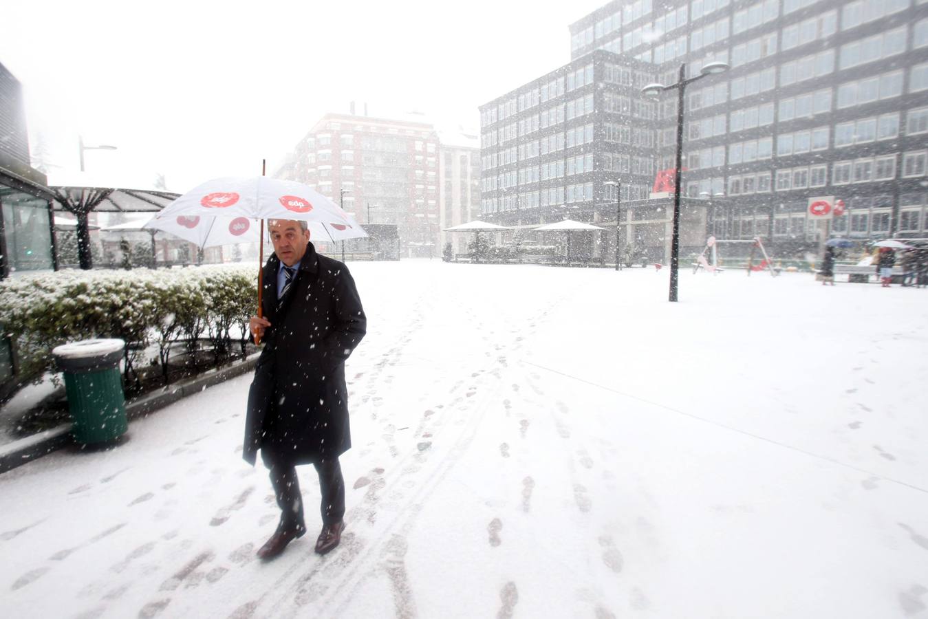 La nieve llega a Oviedo