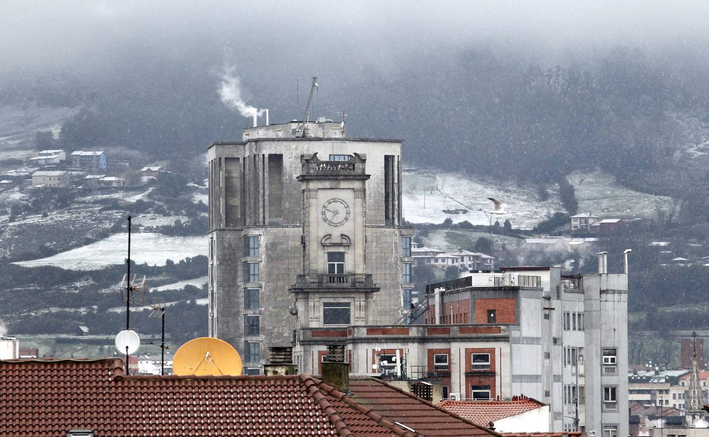 La nieve llega a Oviedo