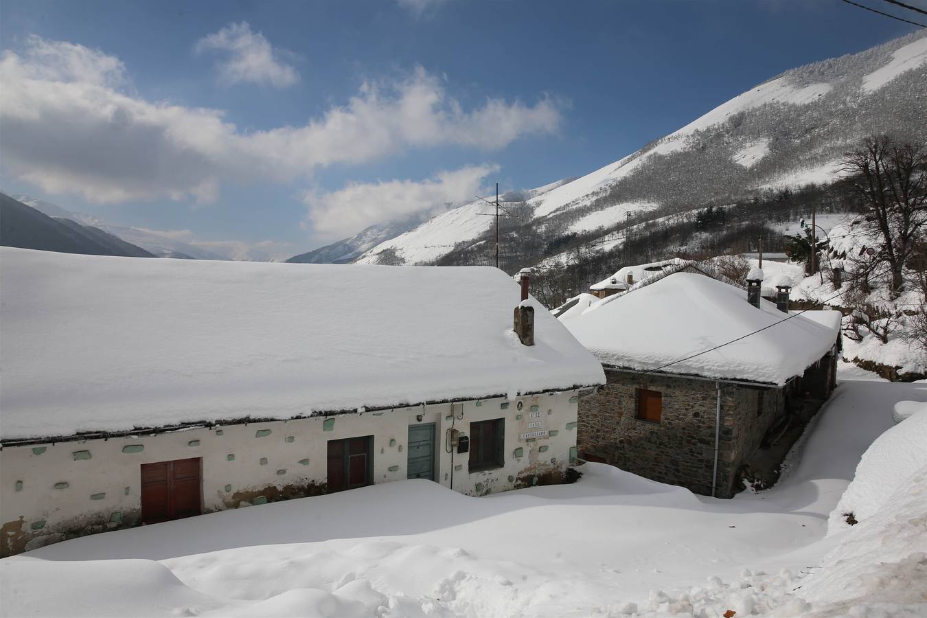 Así quedó Degaña tras las nevadas