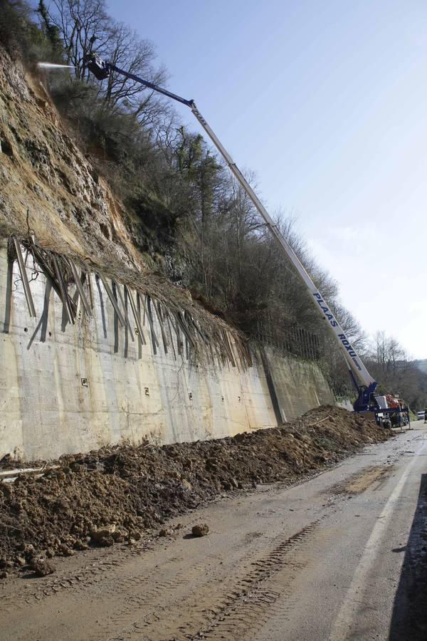 A chorro limpio para asegurar la ladera de la N-634