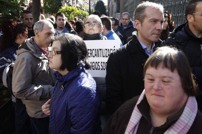 Los discapacitados asturianos piden al Principado que rectifique