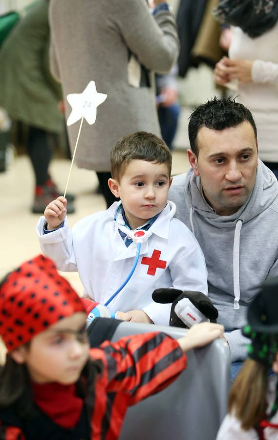 Juegos por Don Carnal en el Antroxu de Oviedo