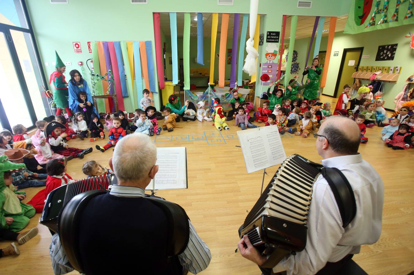 Juegos por Don Carnal en el Antroxu de Oviedo