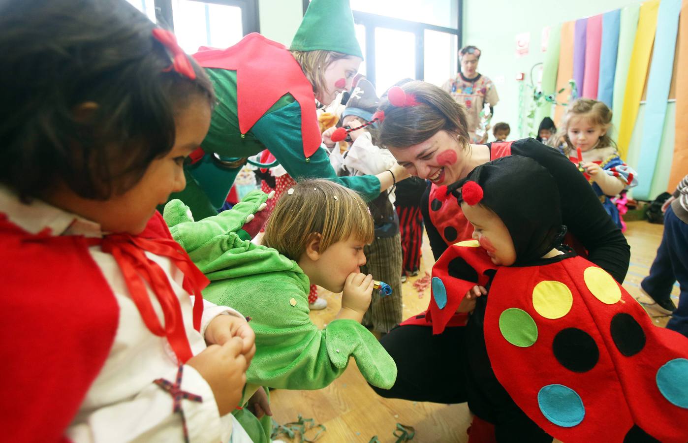 Juegos por Don Carnal en el Antroxu de Oviedo
