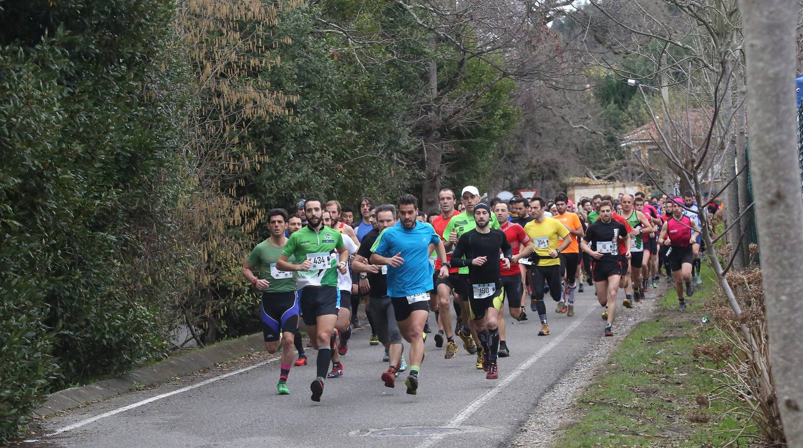 La Gijón Trail reúne a 450 atletas en Deva