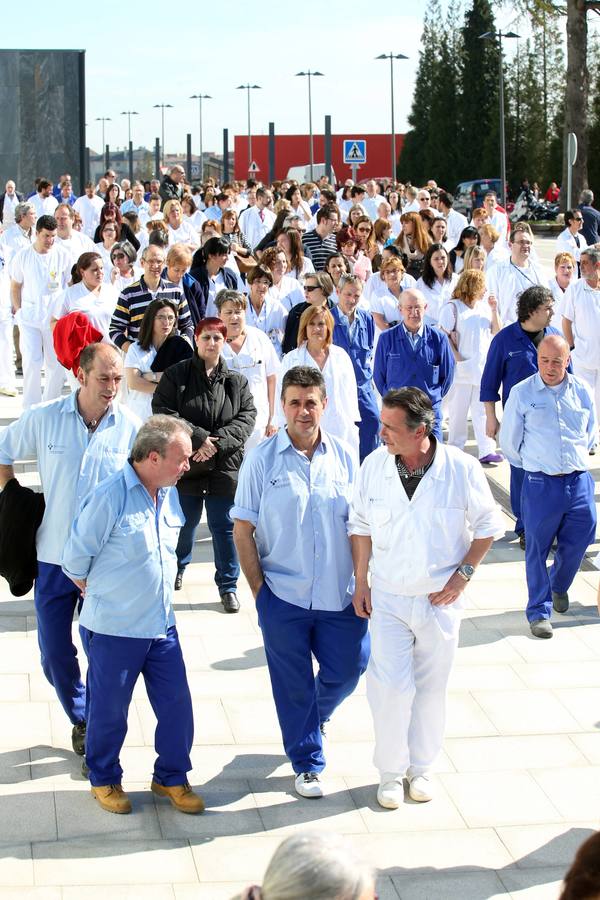 Protesta en el HUCA por el mal estado de las instalaciones