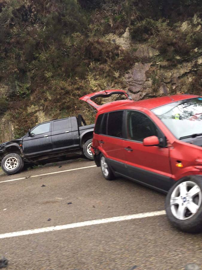 Dos heridos en un accidente en Cangas de Onís