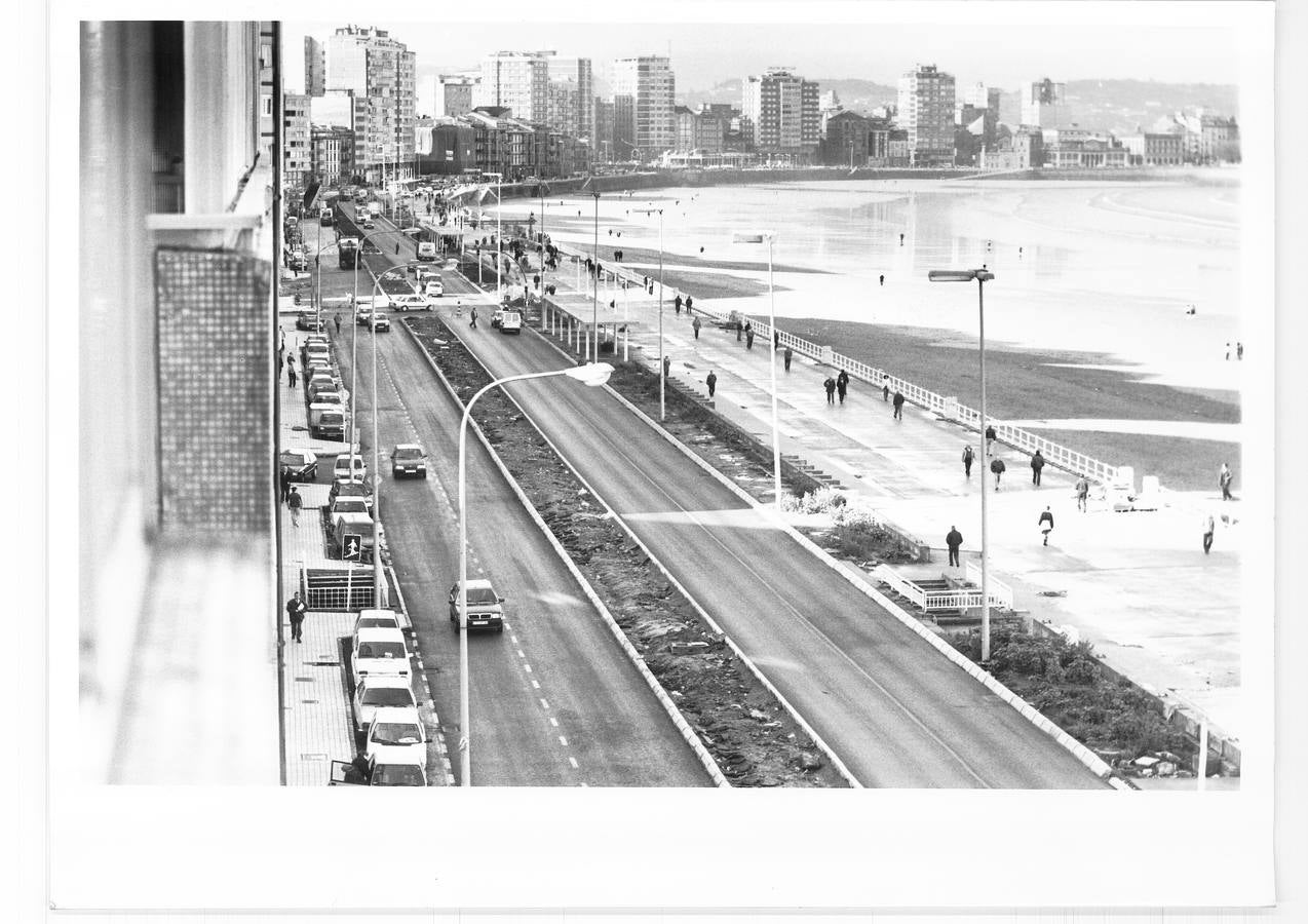 La Historia a través del Muro