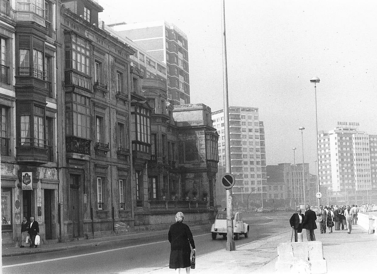 La Historia a través del Muro