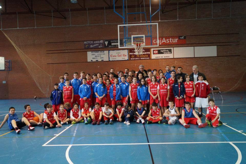 Baloncesto solidario en Cangas