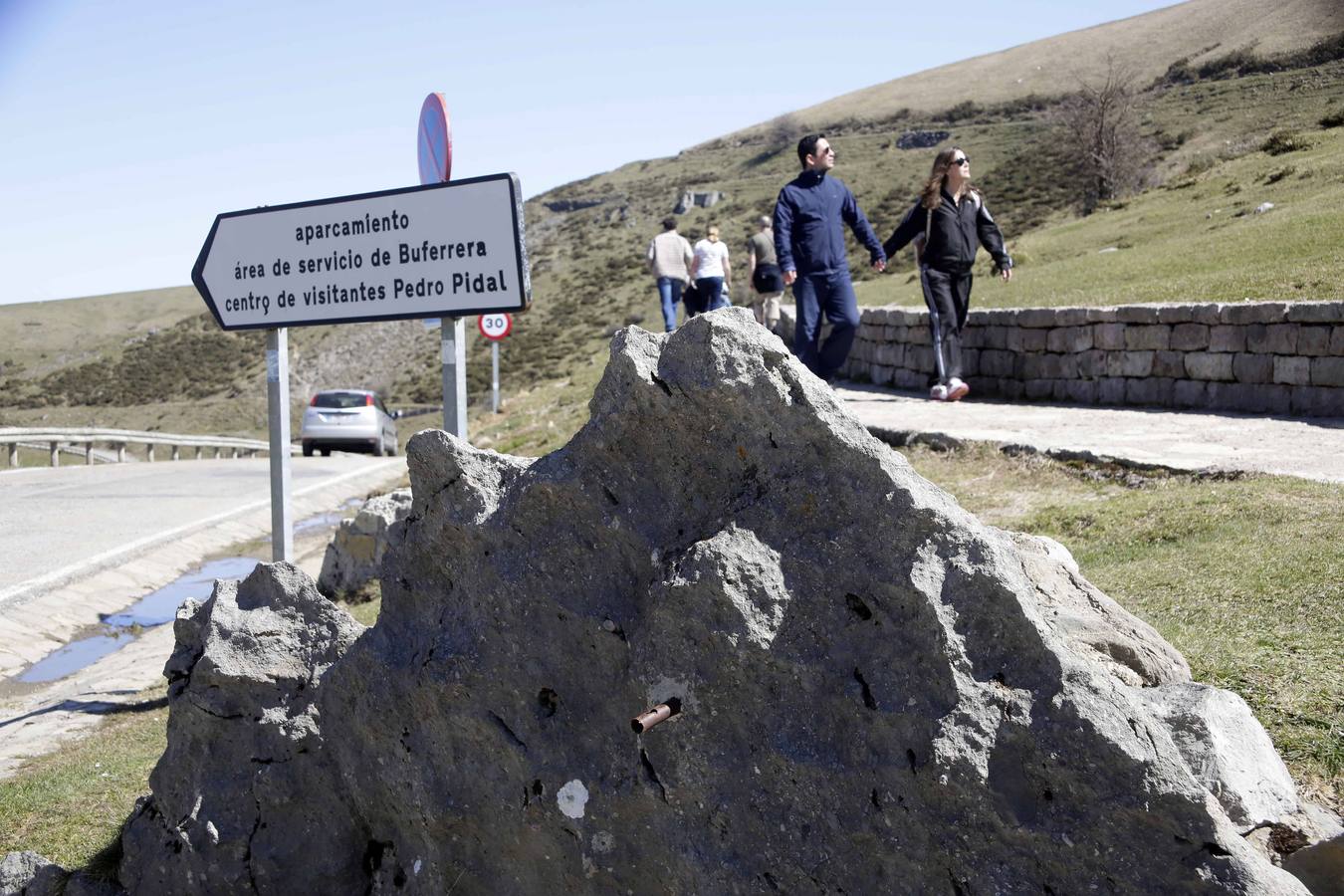 Así está la carretera de subida a los Lagos