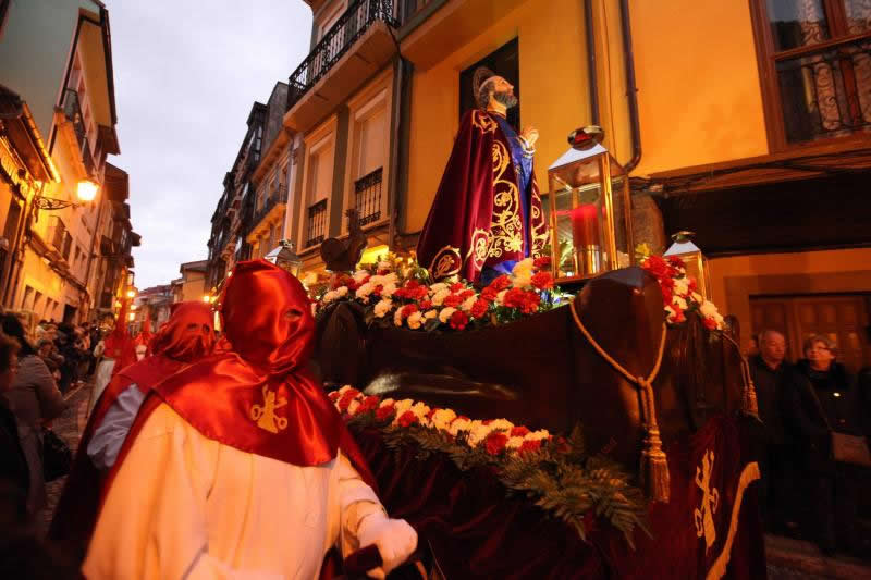 Procesión de San Pedro en Avilés