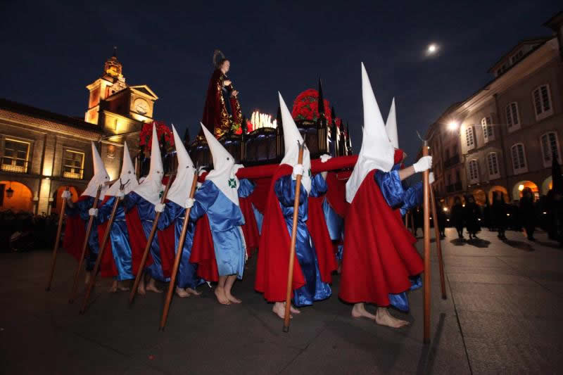 Procesión del Santo Encuentro en Avilés