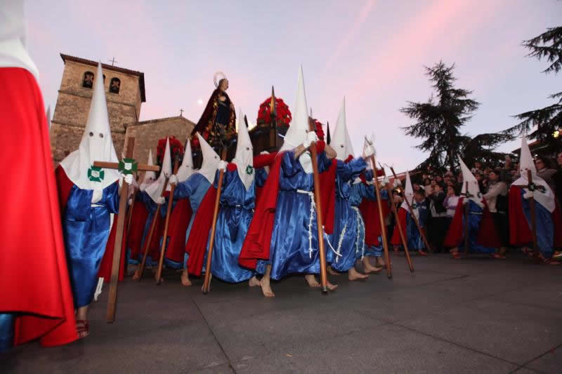 Procesión del Santo Encuentro en Avilés