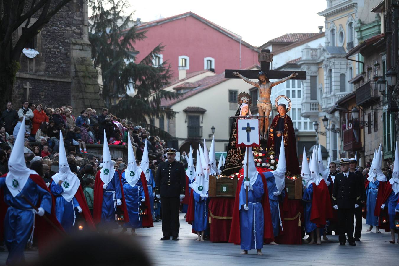 Procesión del Silencio, en Avilés