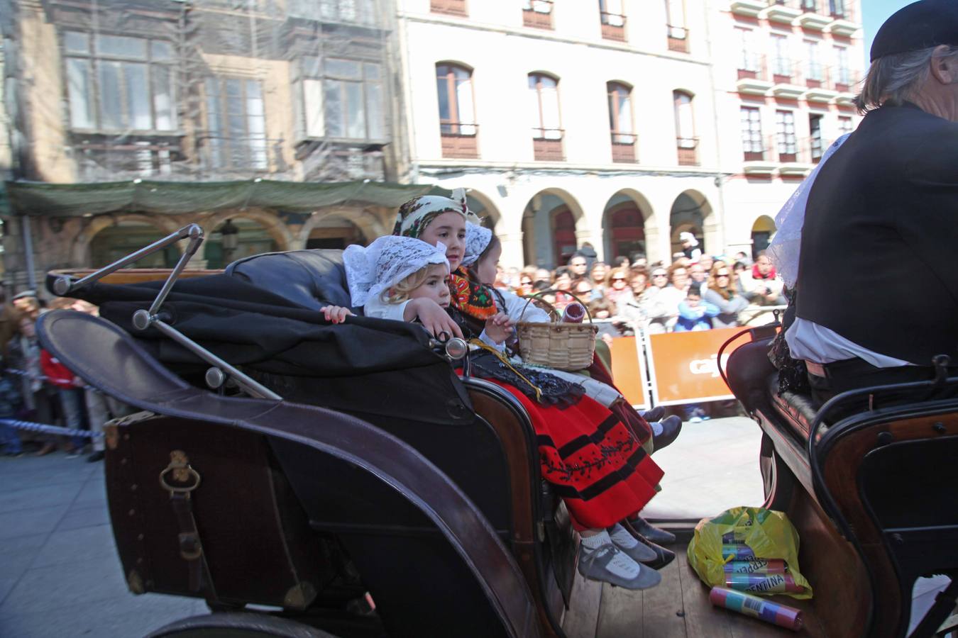 Avilés se vuelca con El Bollo