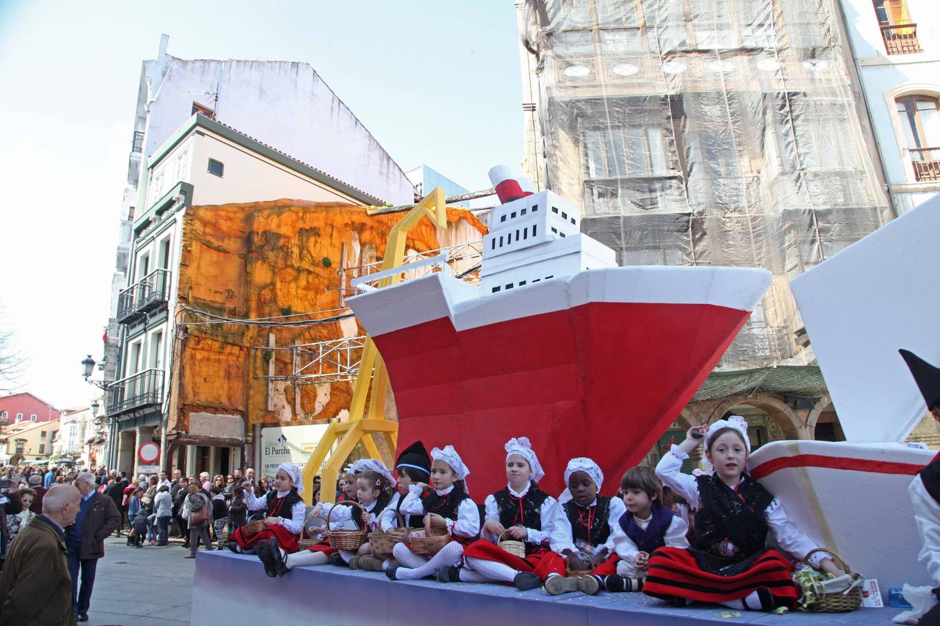 Avilés se vuelca con El Bollo