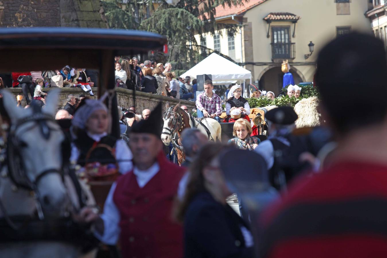 Avilés se vuelca con El Bollo