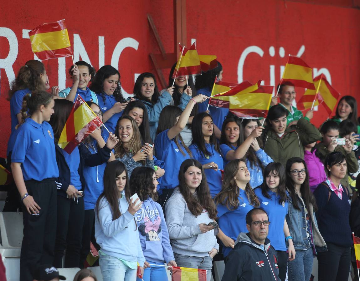 Las chicas de La Roja ganan en Gijón