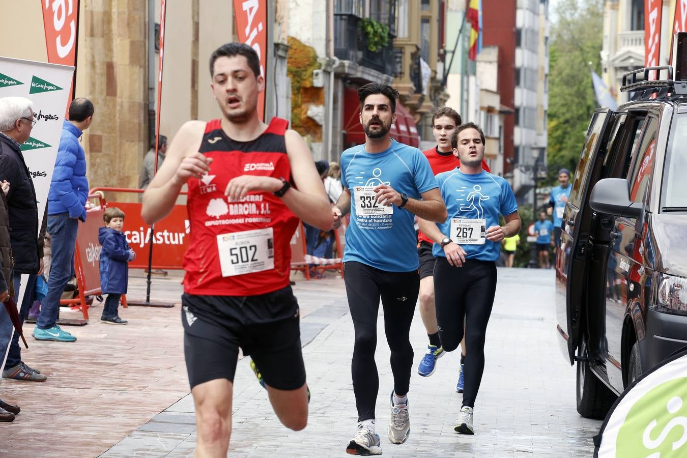 Carrera solidaria contra el hambre en Oviedo