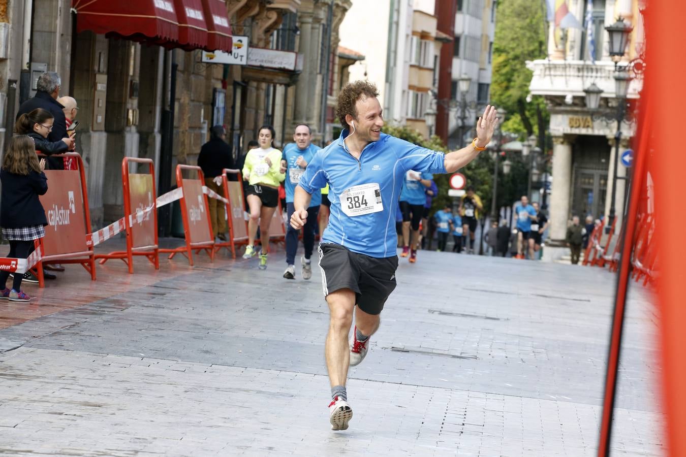 Carrera solidaria contra el hambre en Oviedo