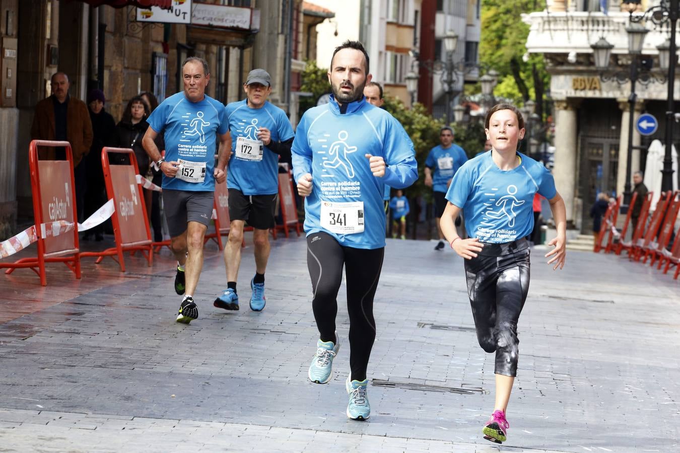 Carrera solidaria contra el hambre en Oviedo