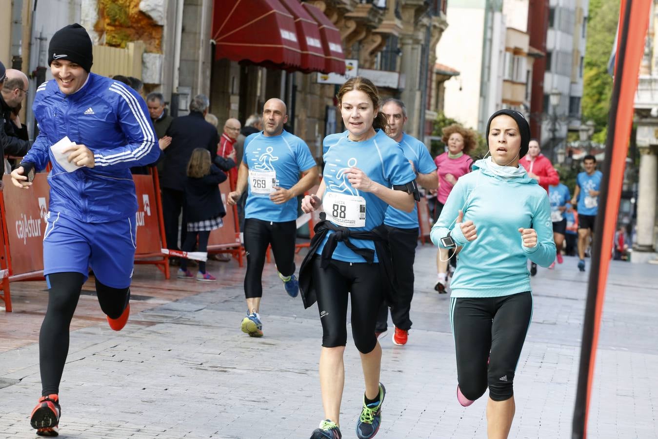 Carrera solidaria contra el hambre en Oviedo