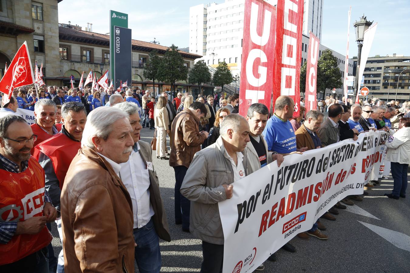 Manifestación en Oviedo por los despedidos de Santa Bárbara