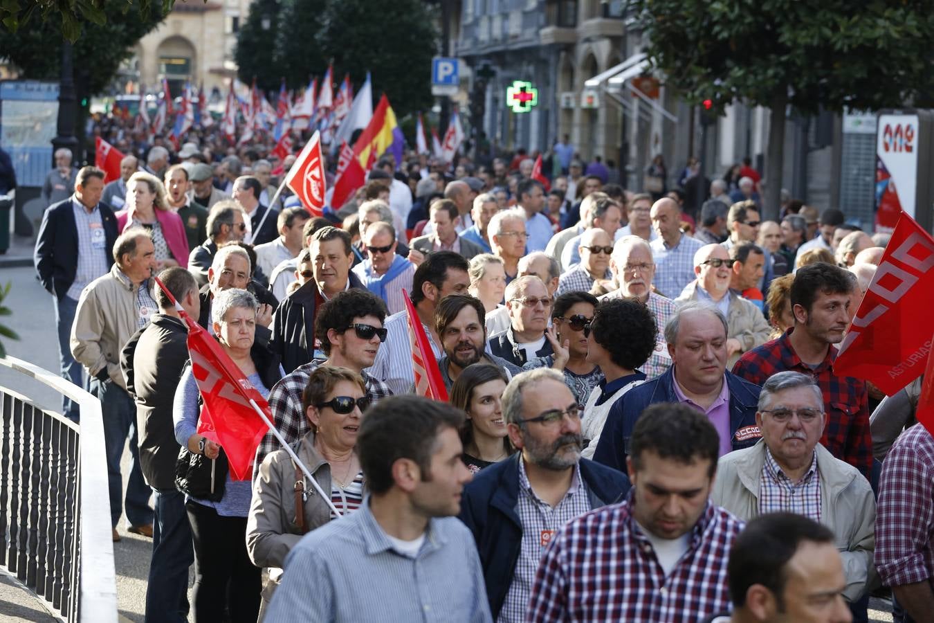 Manifestación en Oviedo por los despedidos de Santa Bárbara