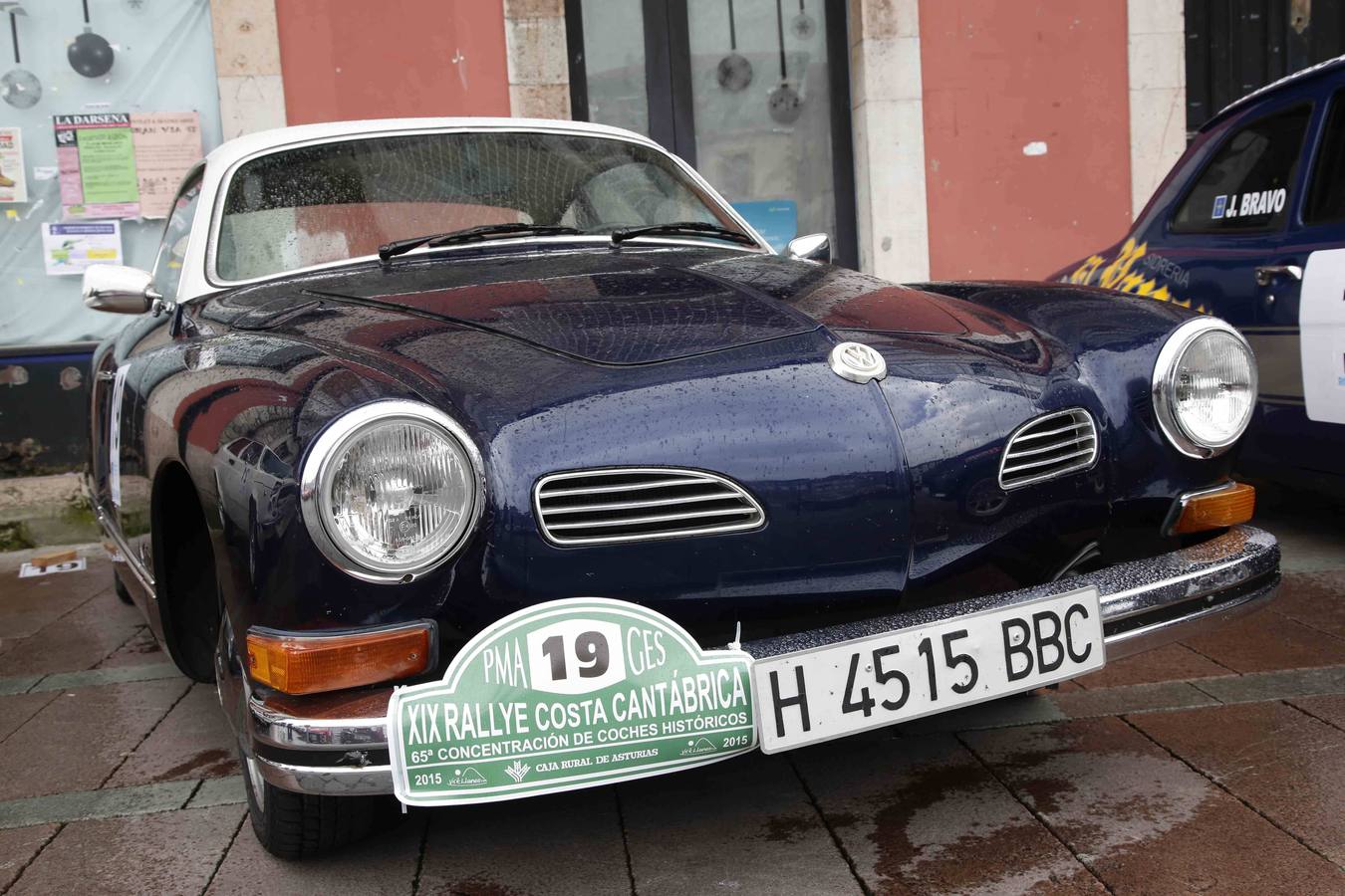 Concentración de coches clásicos en el Oriente asturiano