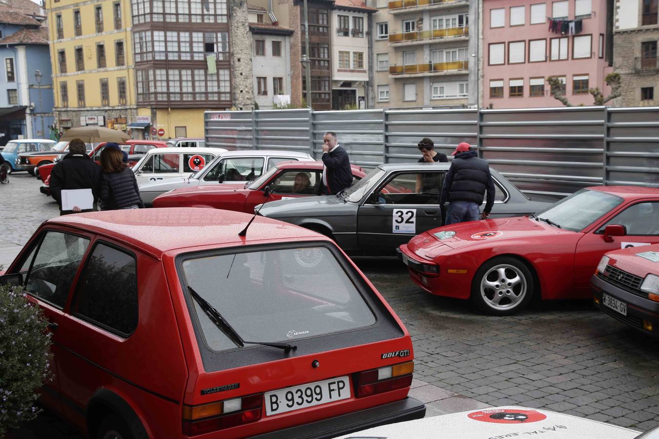 Concentración de coches clásicos en el Oriente asturiano