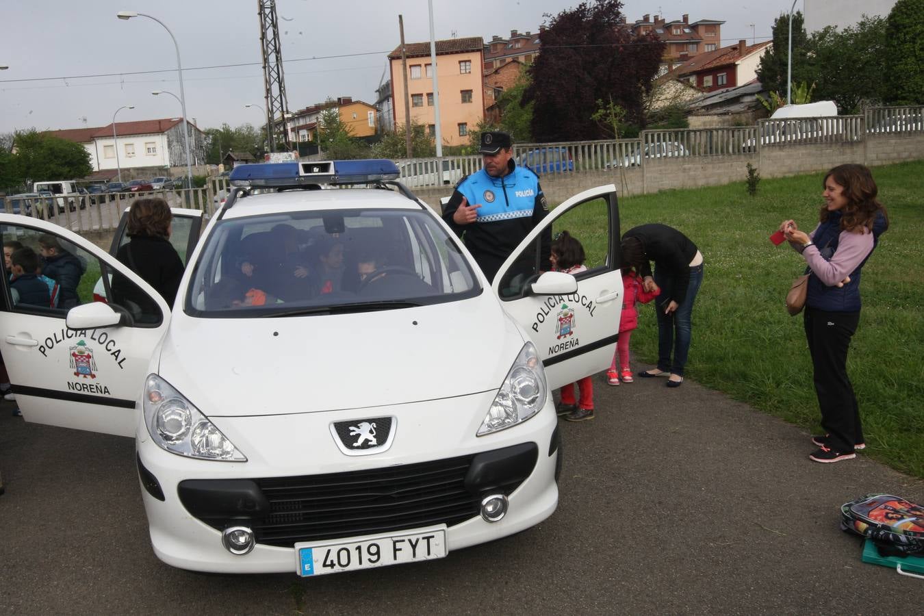 Pequeños agentes por un día