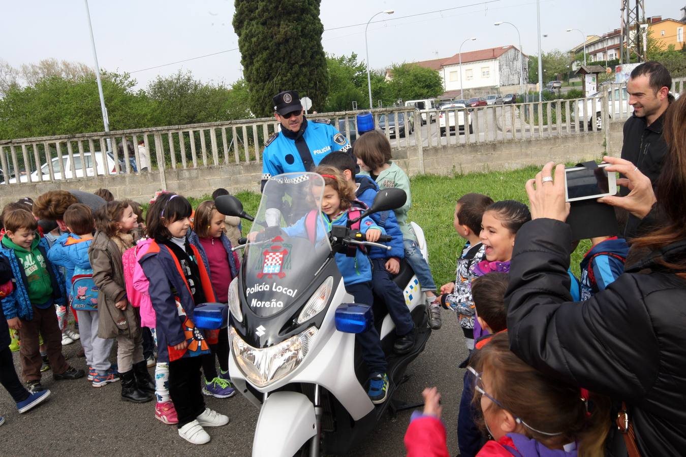 Pequeños agentes por un día