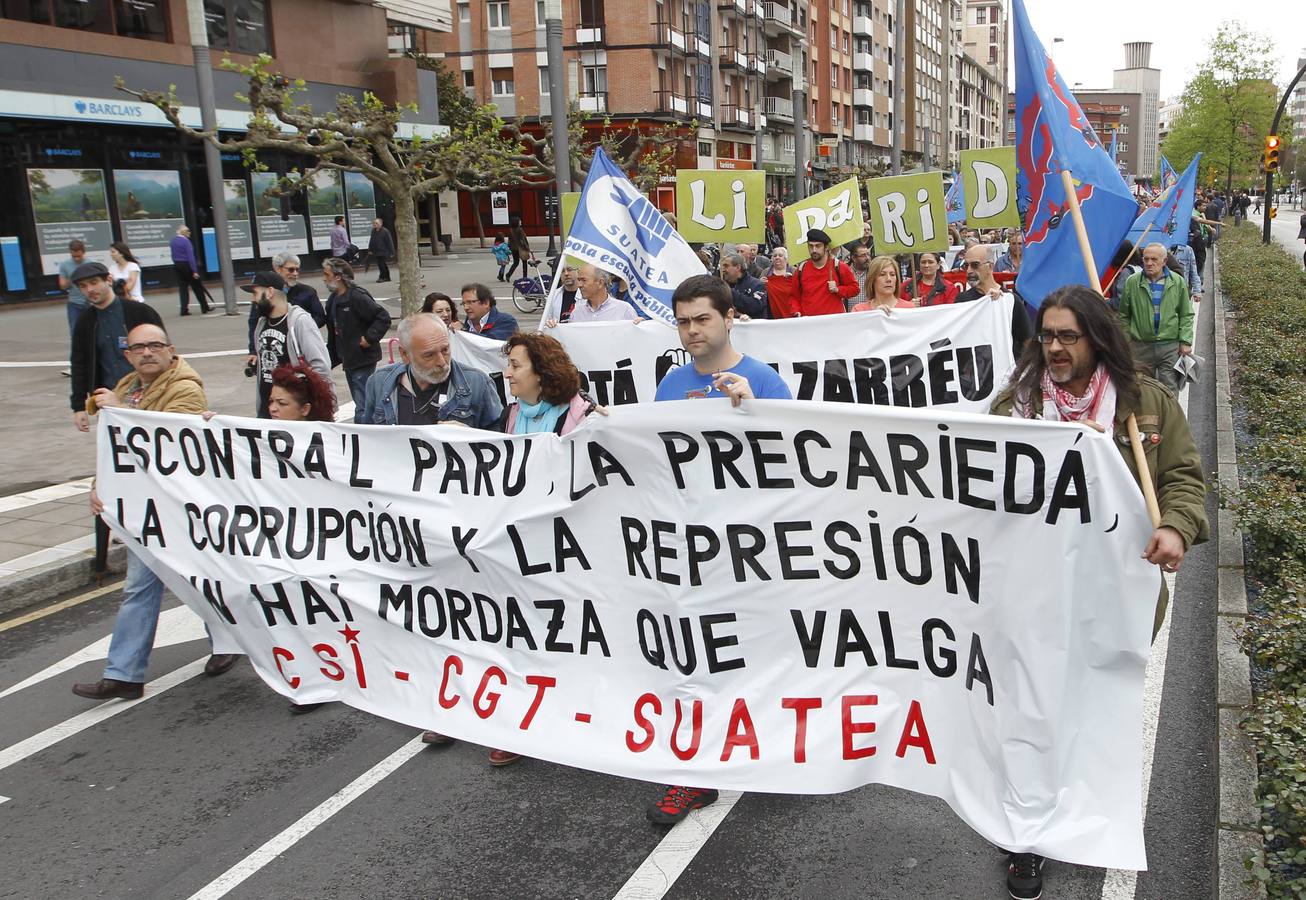 Manifestación de los sindicatos minoritarios por las calles de Gijón