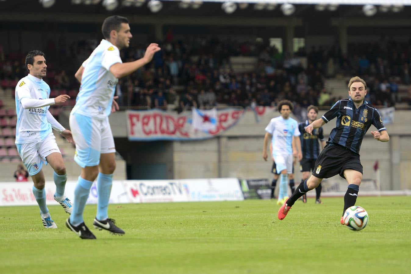 Las mejores imágenes del Compostela 1 - 1 Real Oviedo