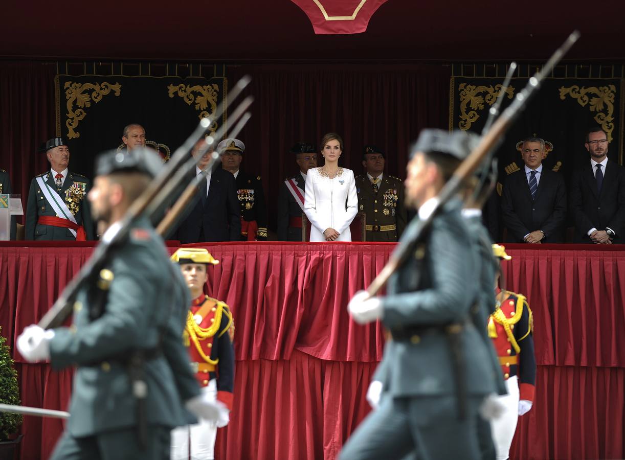 La Reina preside un homenaje a la Guardia Civil en Vitoria