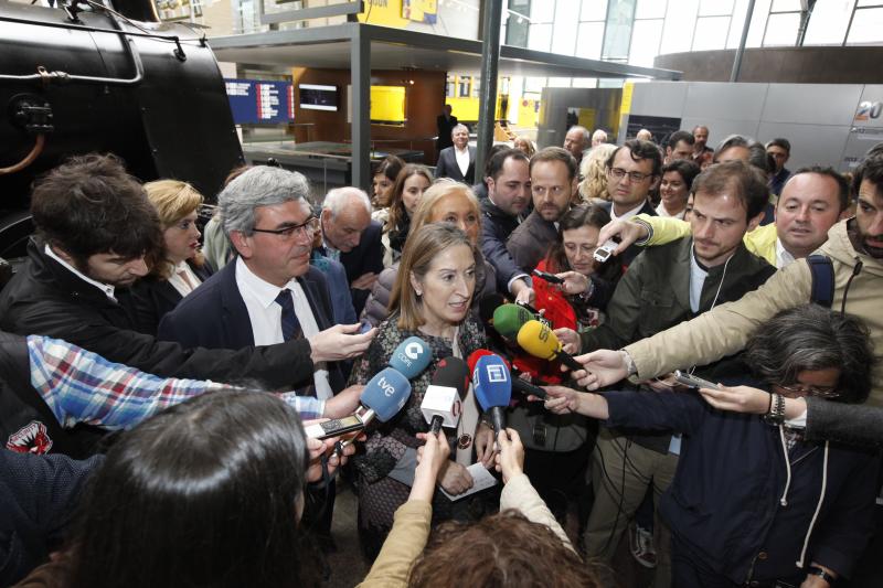 La ministra de Fomento, Ana Pastor, visita Asturias