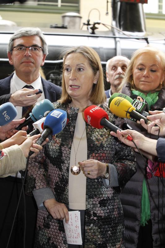 La ministra de Fomento, Ana Pastor, visita Asturias