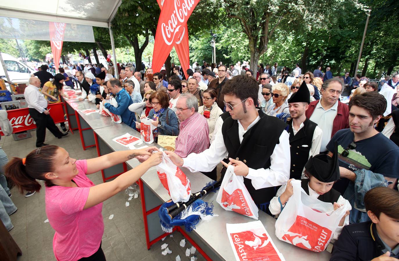6.500 bollos en el Martes de Campo