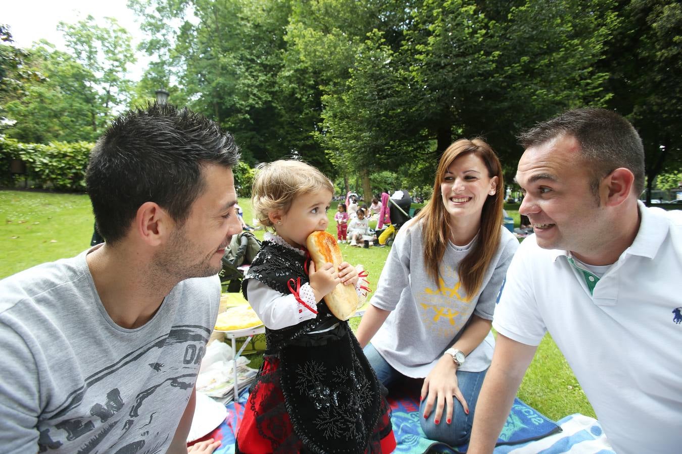 6.500 bollos en el Martes de Campo