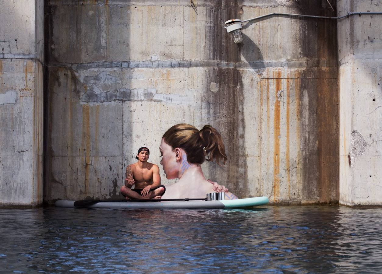 Arte subido a una tabla de surf