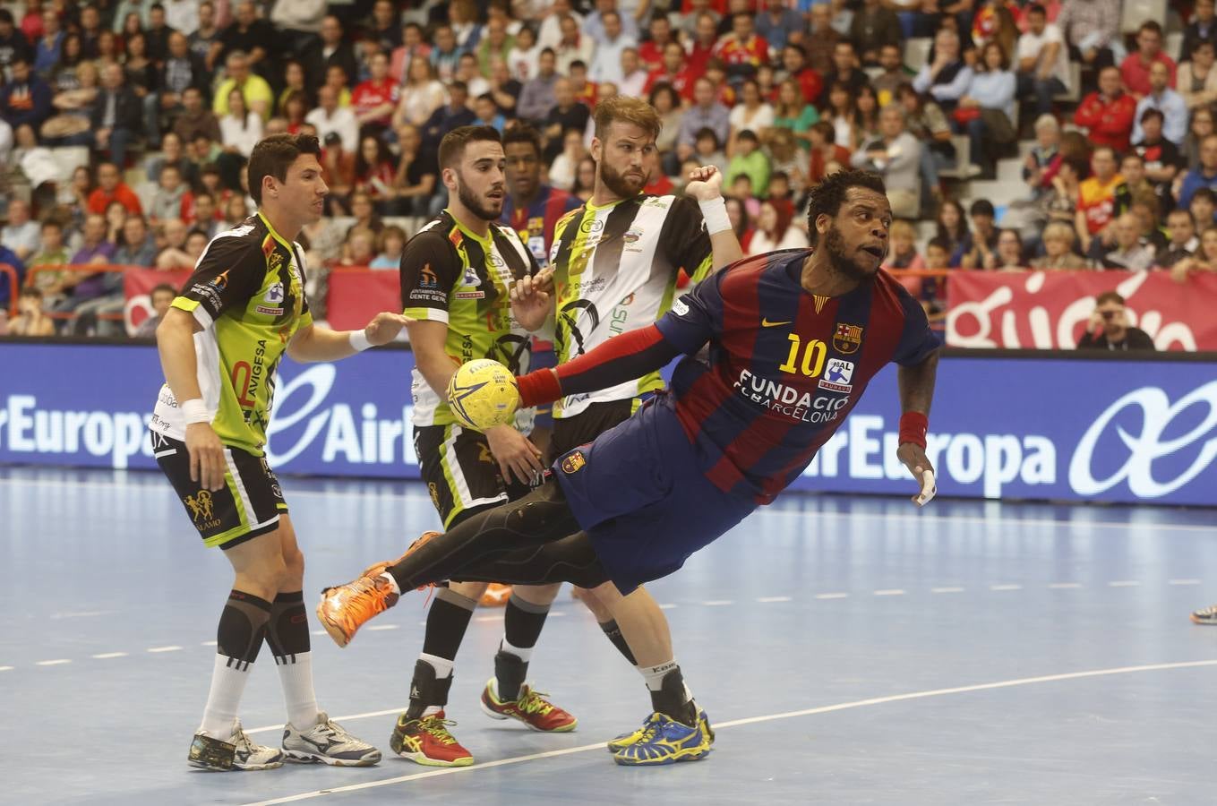 Barcelona 34 - 23 Puente Genil