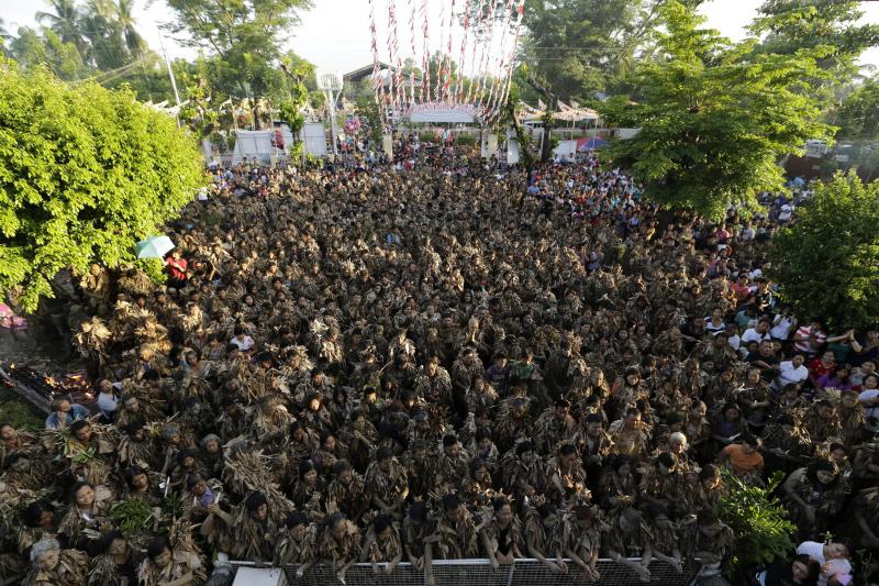 Festival del Barro de Bibiclat, en Filipinas