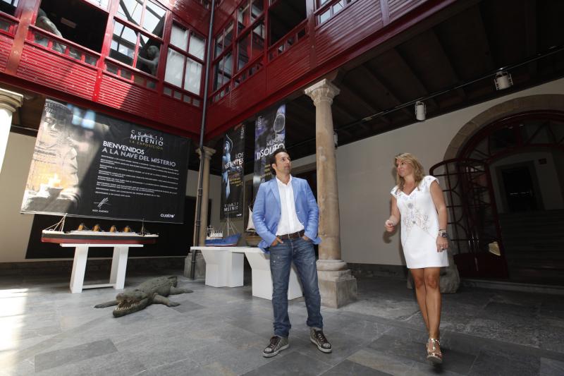 Iker Jiménez inaugura su exposición &#039;Cuarto Milenio&#039; en el Palacio Revillagigedo de Gijón