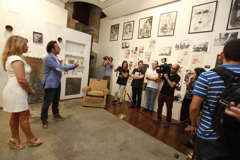 Iker Jiménez inaugura su exposición &#039;Cuarto Milenio&#039; en el Palacio Revillagigedo de Gijón