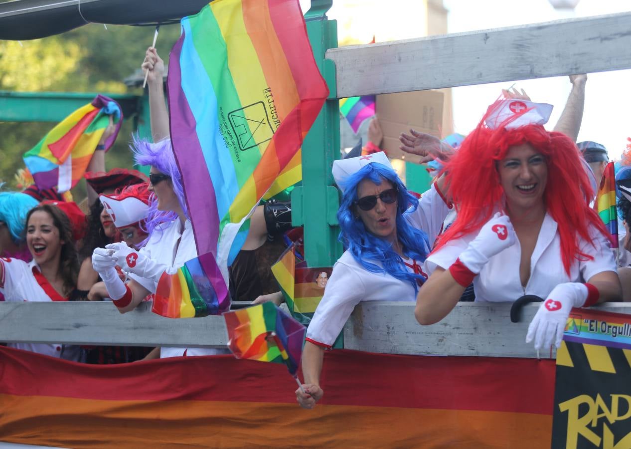 El &#039;Orgullín del Norte&#039; desfila por las calles de Gijón